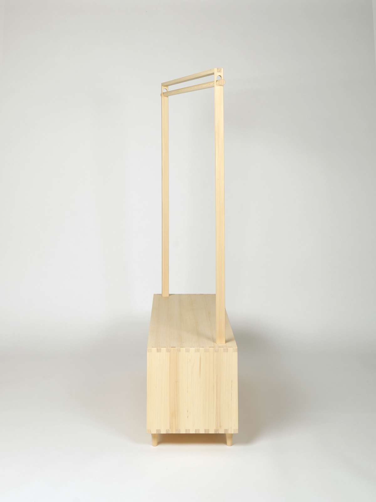 This is Wood Massivholz Badmöbel