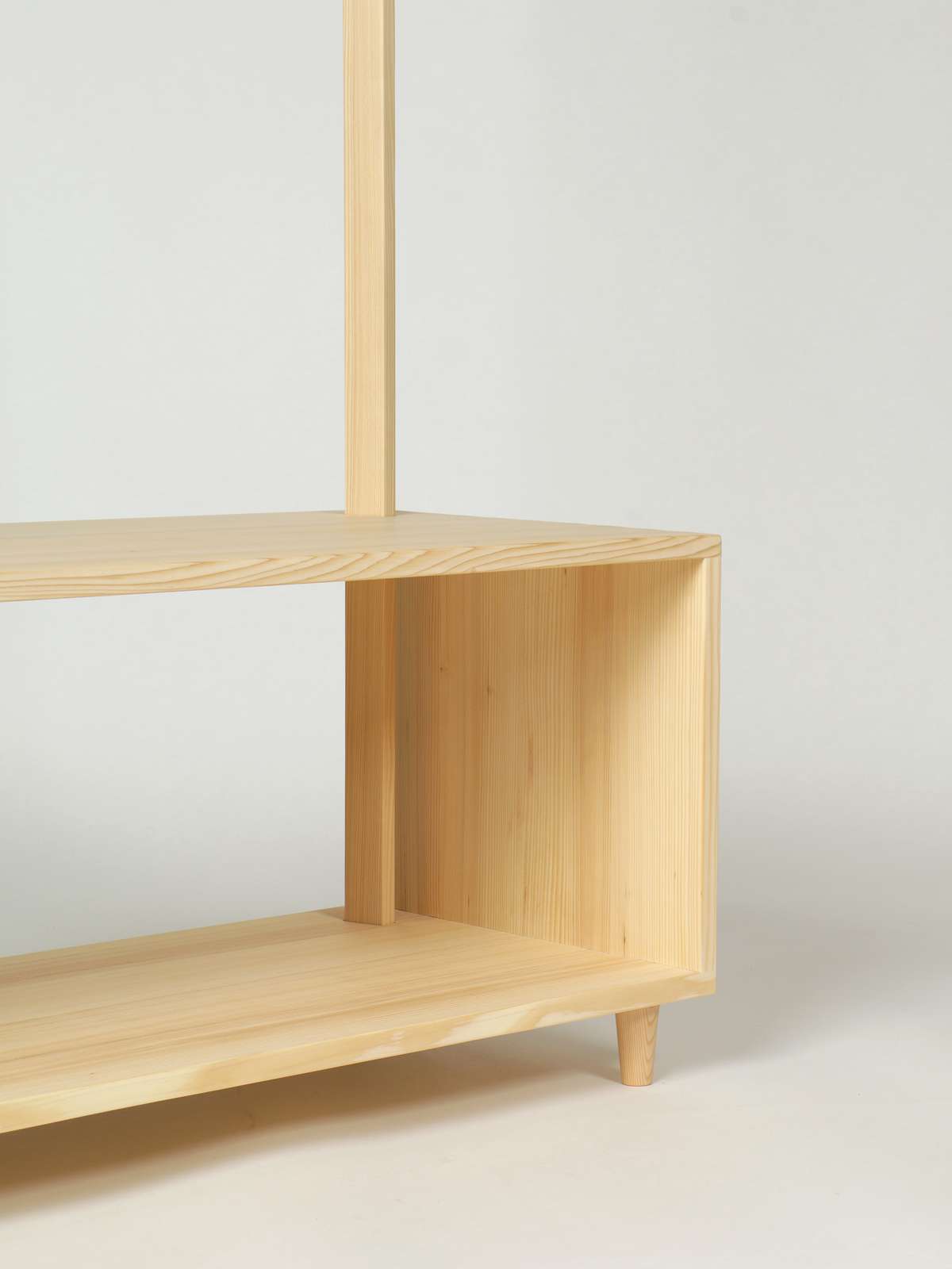 This is Wood Massivholz Badmöbel